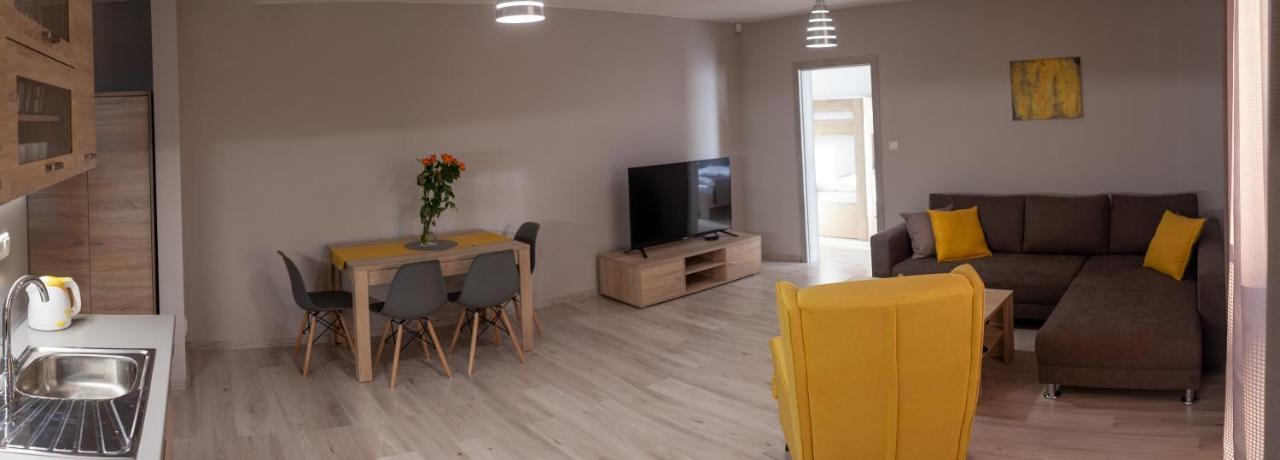 City Apartments Liptovský Mikuláš Exteriör bild