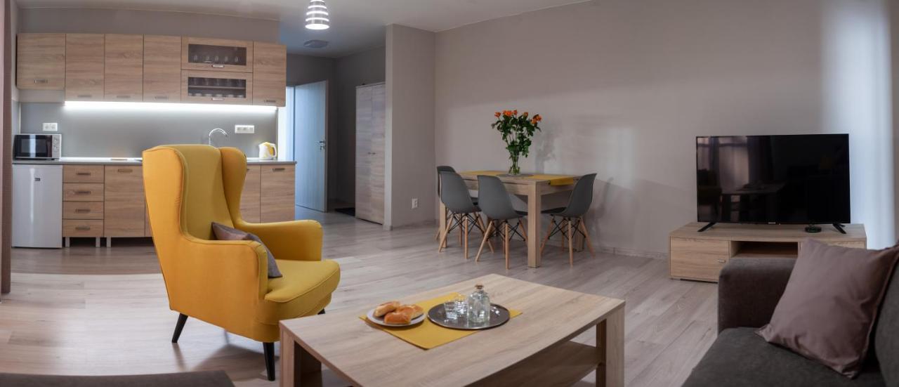 City Apartments Liptovský Mikuláš Exteriör bild